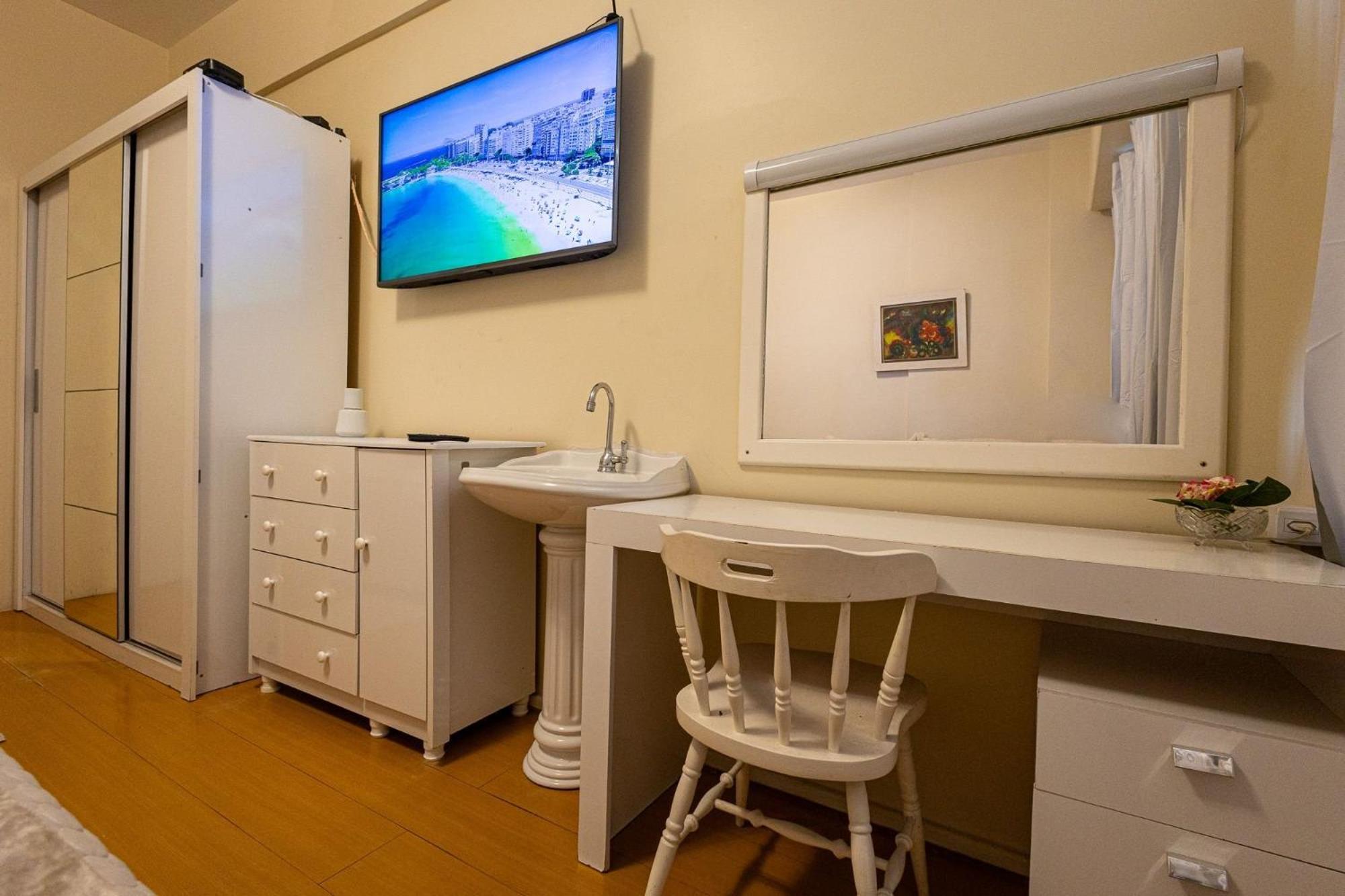 Apartamento Copacabana 200m Da - Wifi Gratis - Cp5 Rio de Janeiro